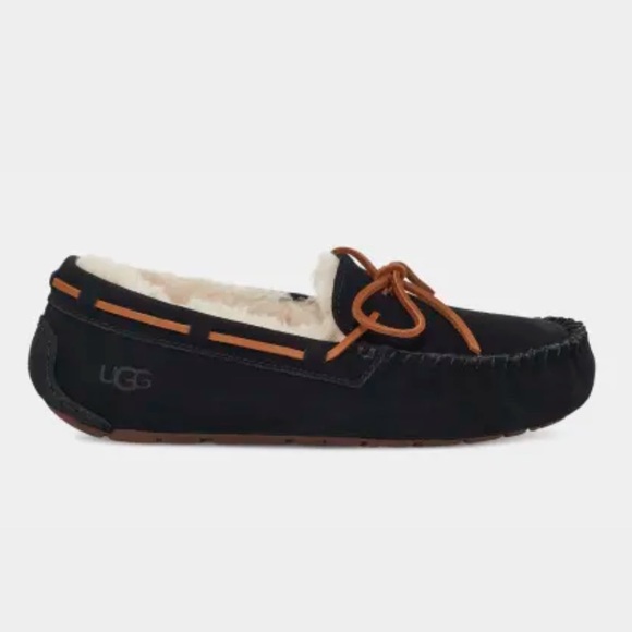 UGGs Dakota - Picture 1 of 1